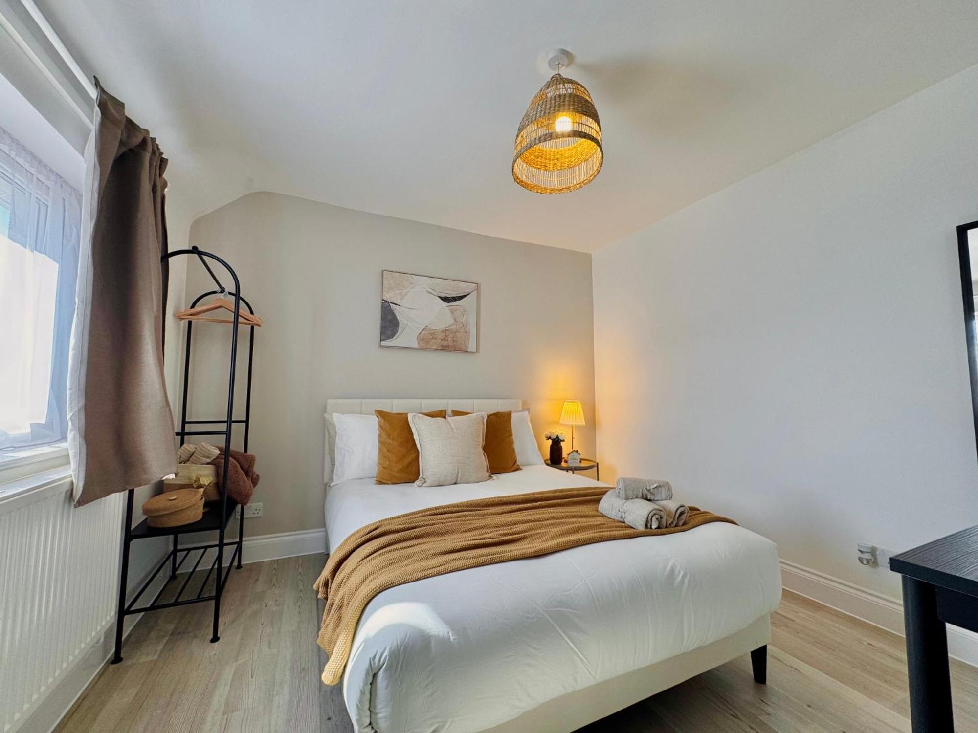 Apartment Homely 30min To