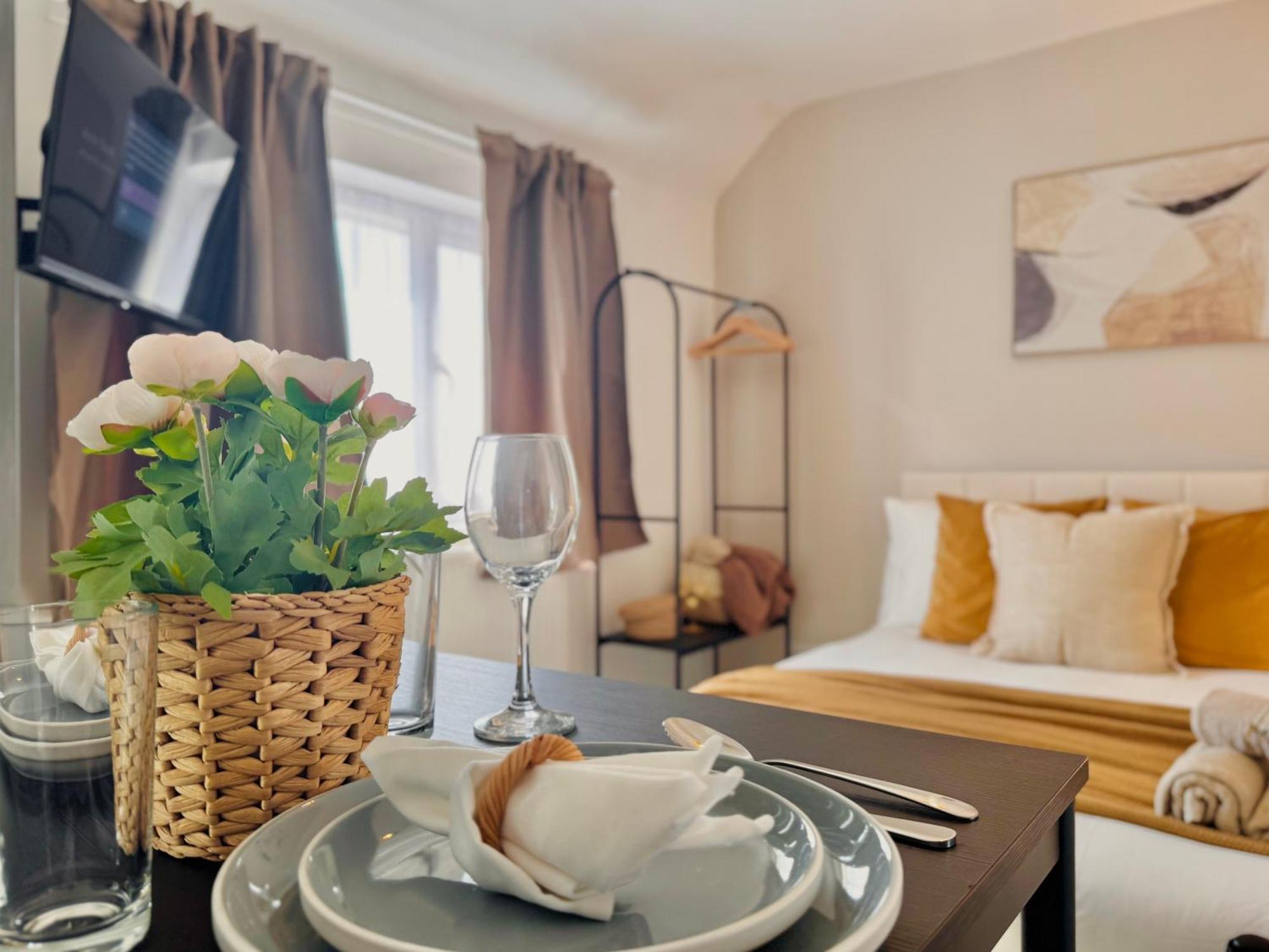 Homely 30min To Apartment London